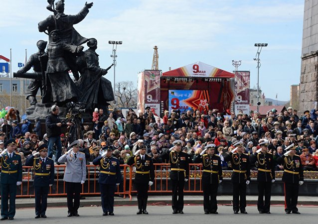 Военнослужащие на военном параде во Владивостоке, посвященном 73-й годовщине Победы в Великой Отечественной войне