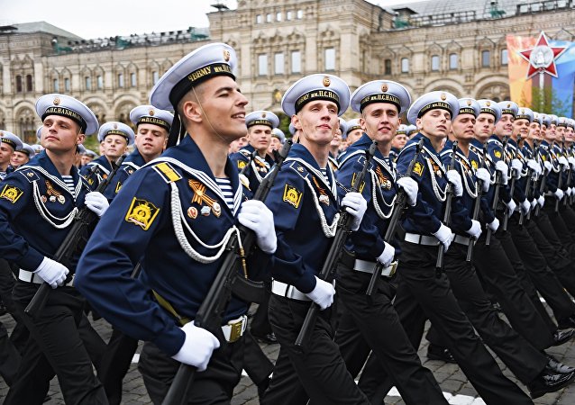 Парадный расчет Военно-Морского флота на генеральной репетиции военного парада на Красной площади