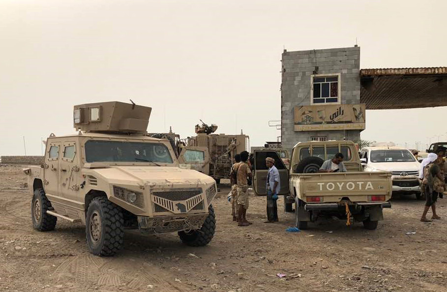 （外代一线）（2）也门政府军完全控制荷台-FZ00031657748.jpg