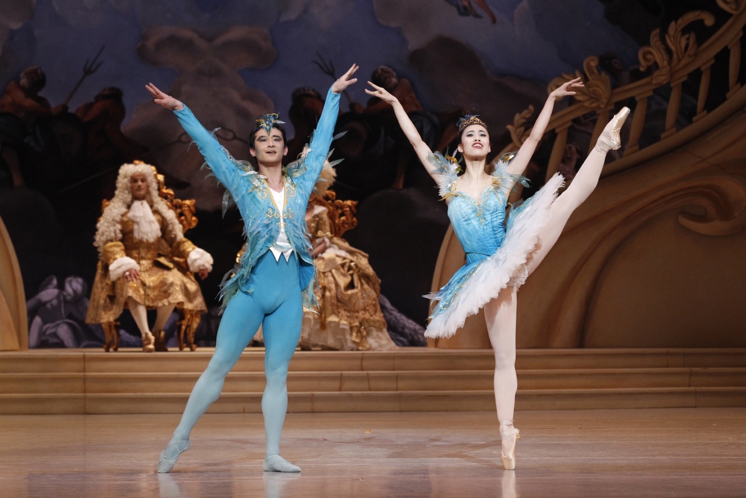 Chengwu Guo and Ako Kondo in David McAllister's The Sleeping Beauty. The Australian Ballet 2015. photo Jeff Busby.jpg