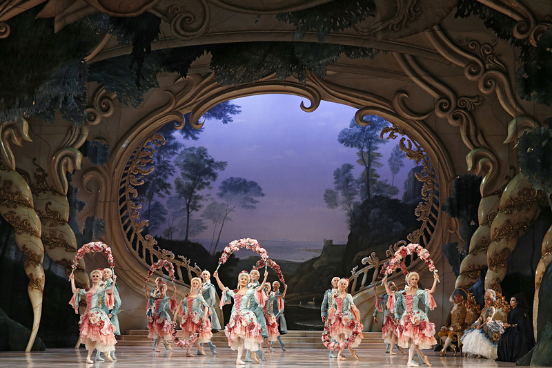 TAB THE SLEEPING BEAUTY_Artists of The Australian Ballet. Photo Jeff Busby_副本.jpg