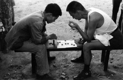 光明日报文化周末版：影像对比中的沧桑巨变