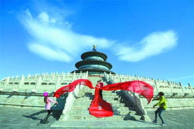 光明日报文化周末版：影像对比中的沧桑巨变