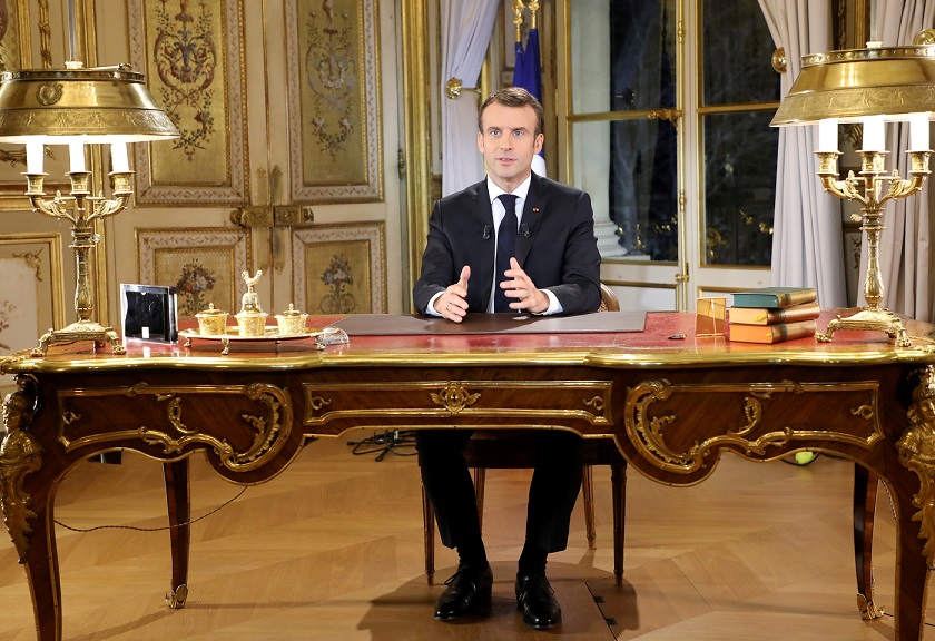（外代一线）（1）法国总统马克龙宣布多项-FZ00032162918.JPG