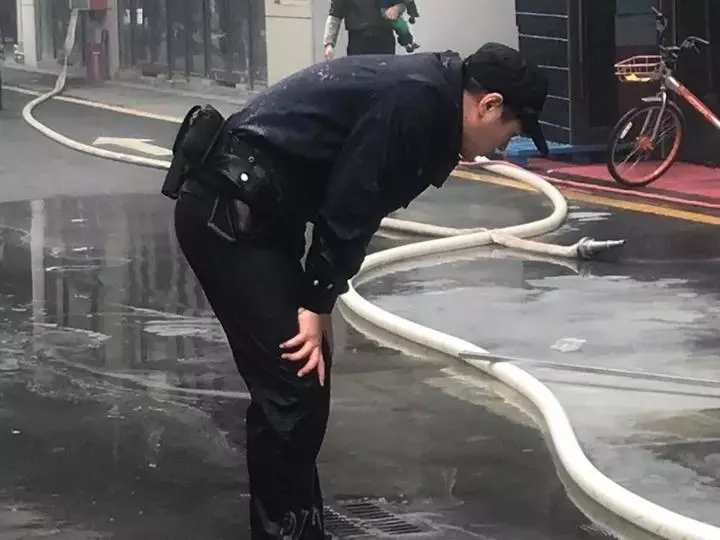 点击进入下一页