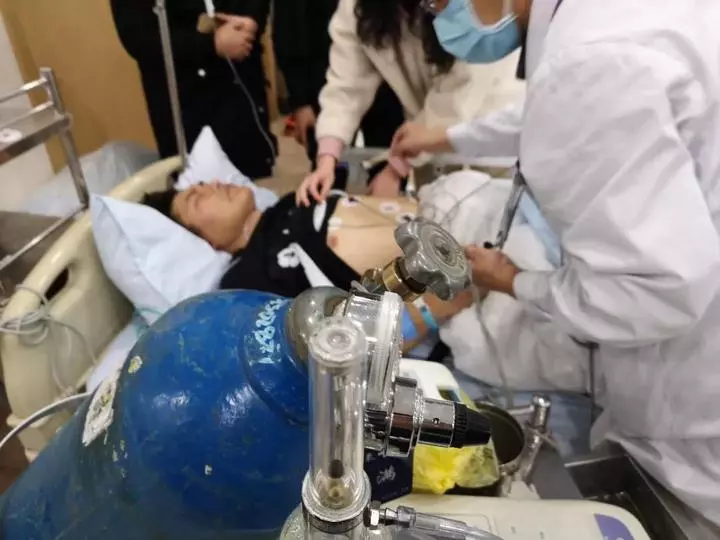 点击进入下一页