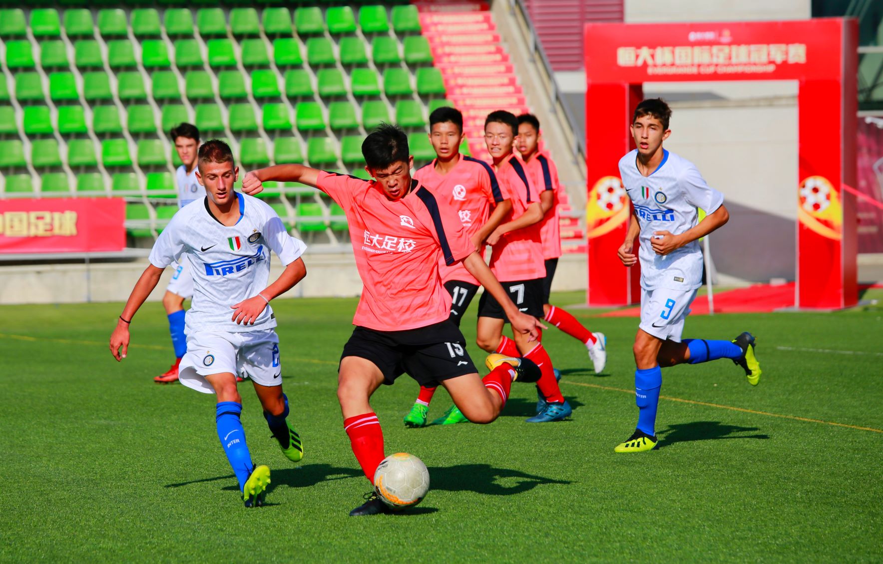 2018年8月，恒大足球学校西班牙分校03梯队与西班牙赫塔菲俱乐部梯队进行比赛.jpg