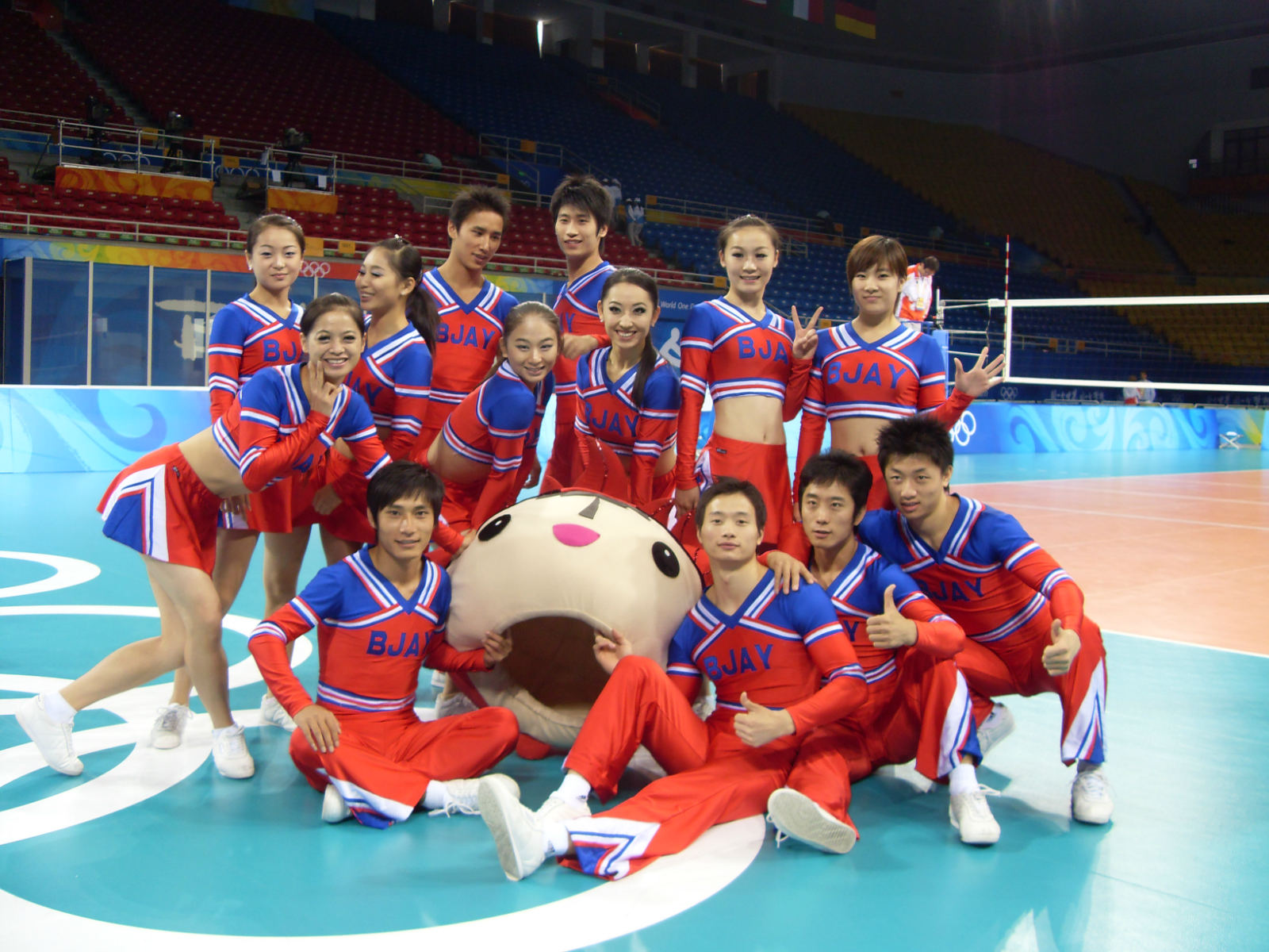 2008年北京奥运会 啦啦宝贝 (1)_meitu_13.jpg