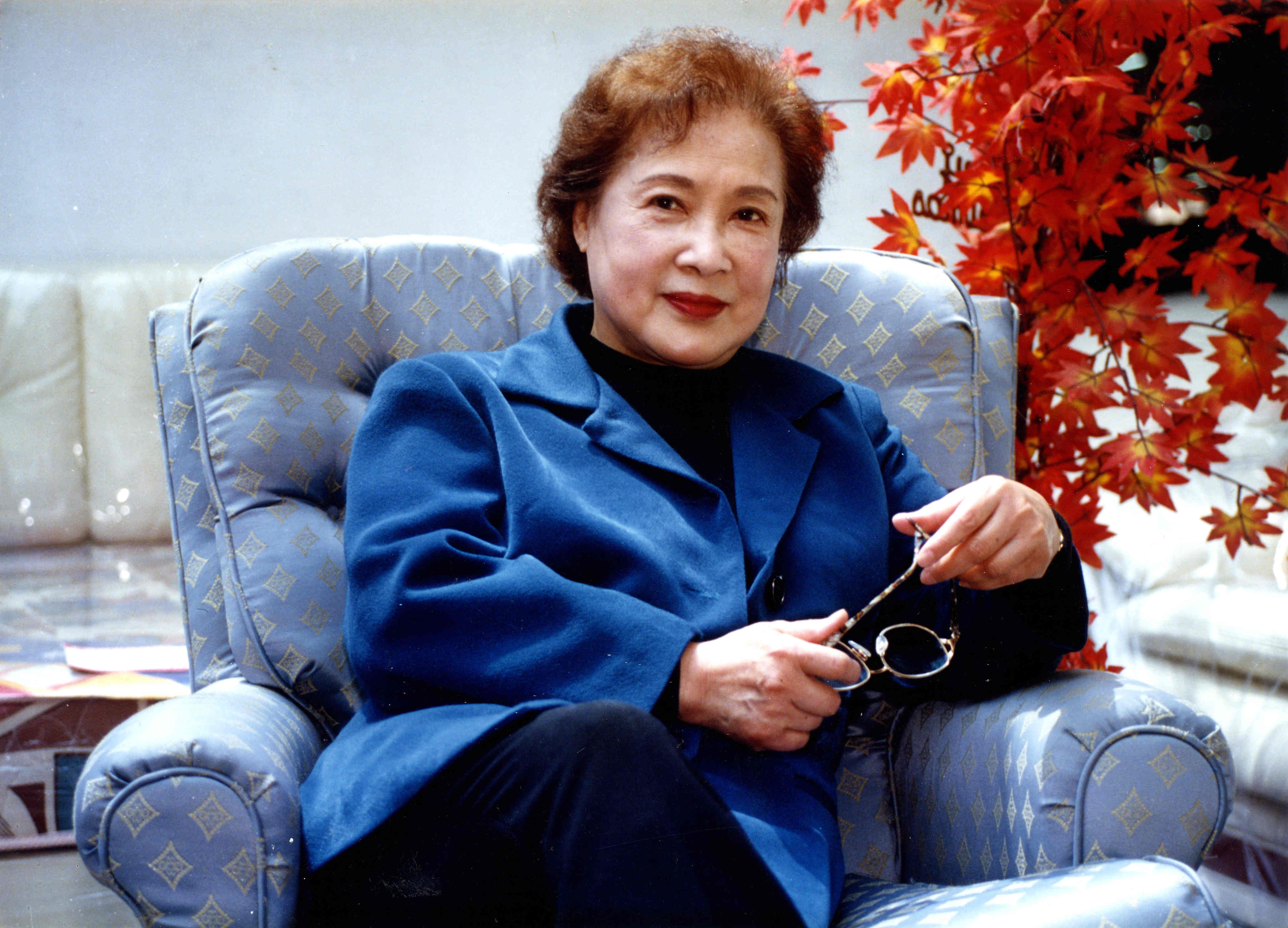 秦怡逝世，她见证了中国电影一个世纪的变迁 | Redian News
