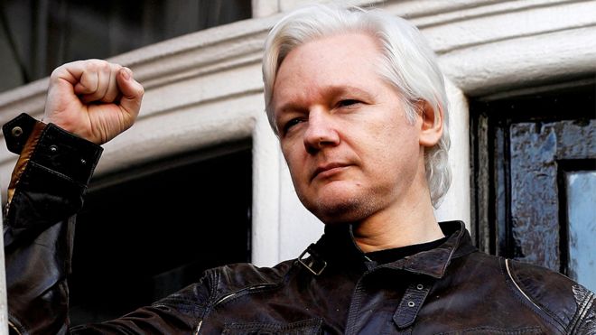 _106409996_assange_file_pic_reuters.jpg