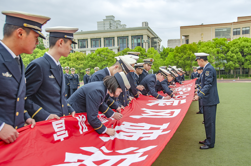 海军节献礼 (1).jpg