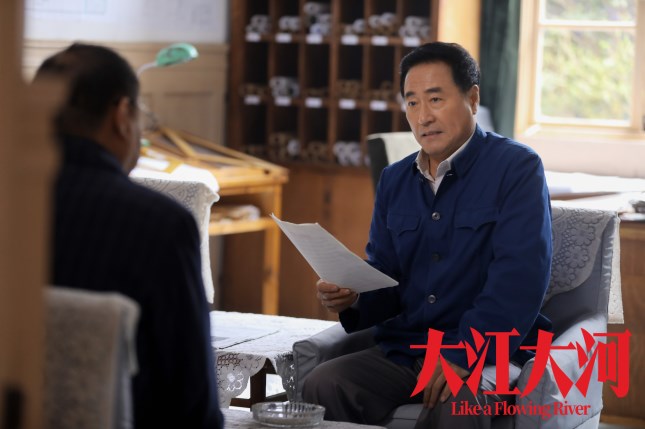 杨立新_副本.jpg