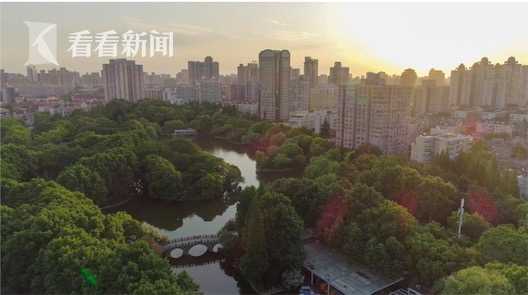 鲁迅公园：鲁迅纪念馆坐落处、中国第一个体育公园。