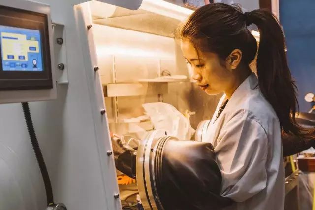 5位中国年轻人，正用高科技改变世界！