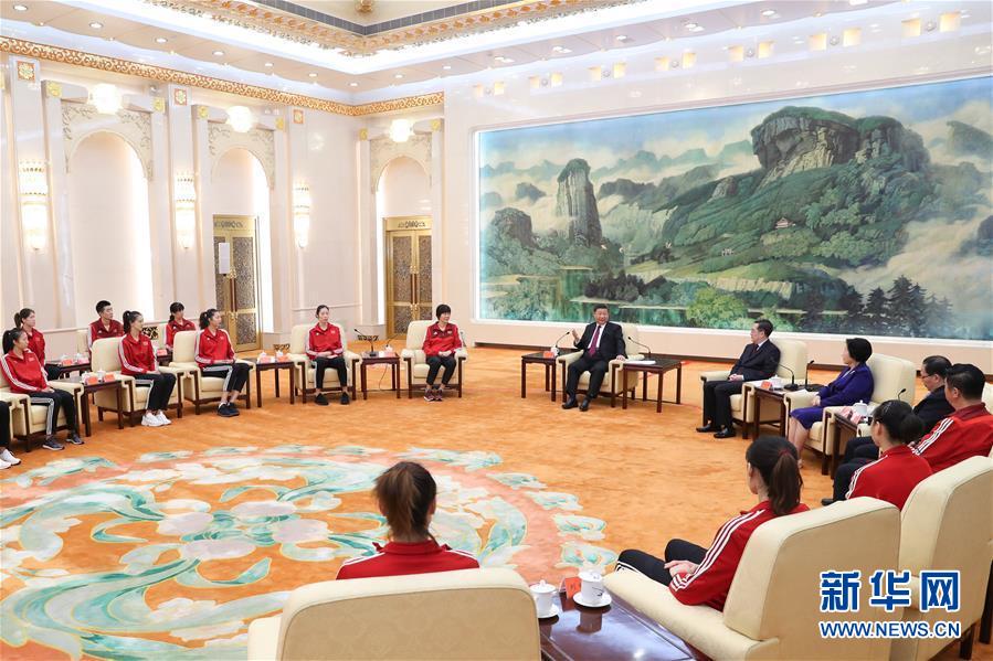 ï¼æ¶æ¿ï¼ä¹ è¿å¹³ä¼è§ä¸­å½å¥³æä»£è¡¨