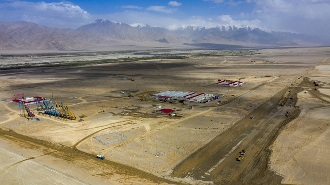（经济）（1）新疆海拔最高机场建设顺利推(3789214)-20200604152825.JPG