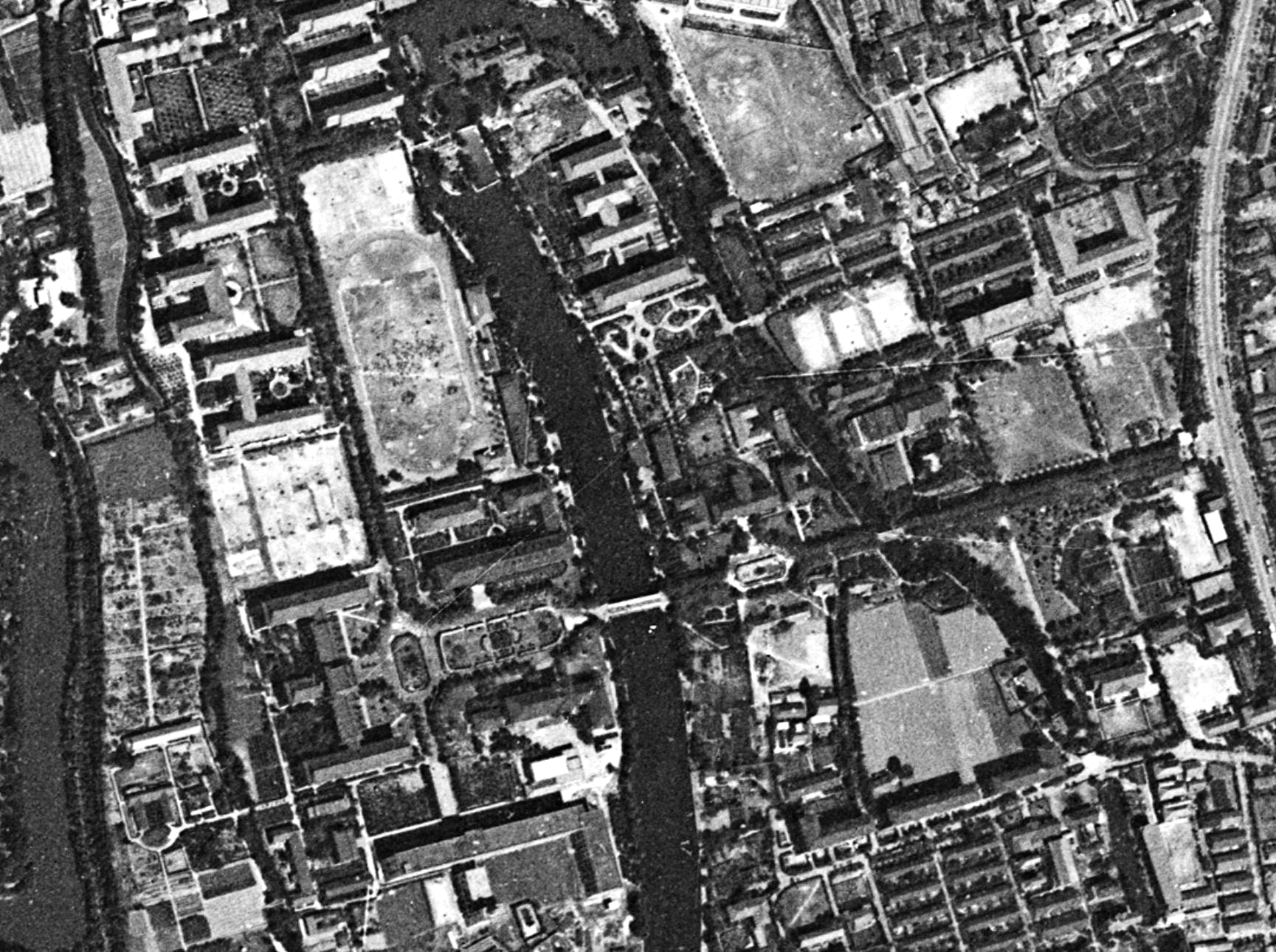 1960.jpg