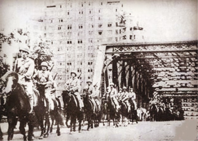 1949年5月27日上海解放.jpg