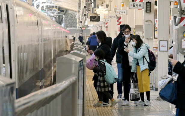 日本新干线站台