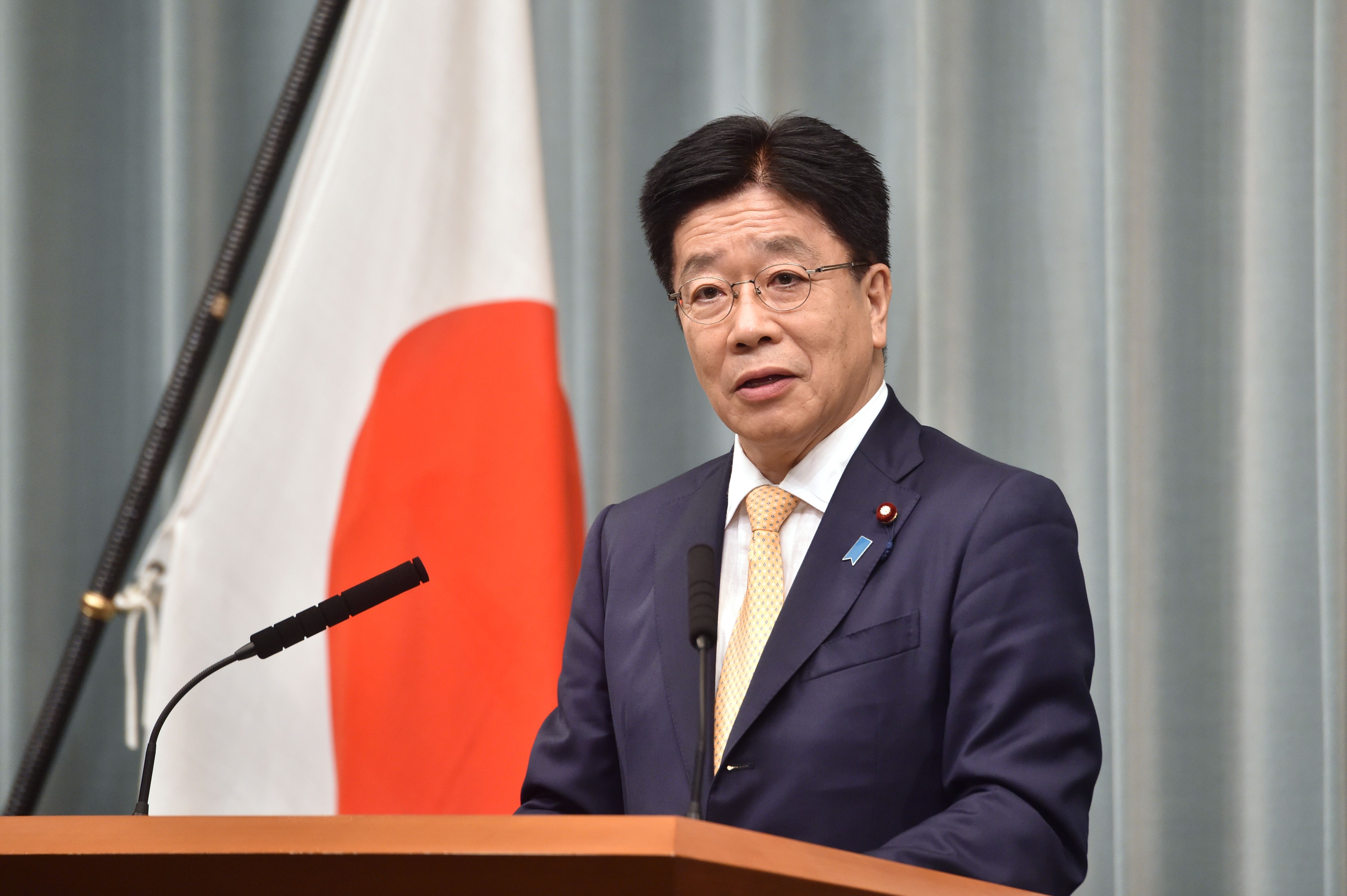 日本内阁官房长官加藤胜信  人民视觉 资料图