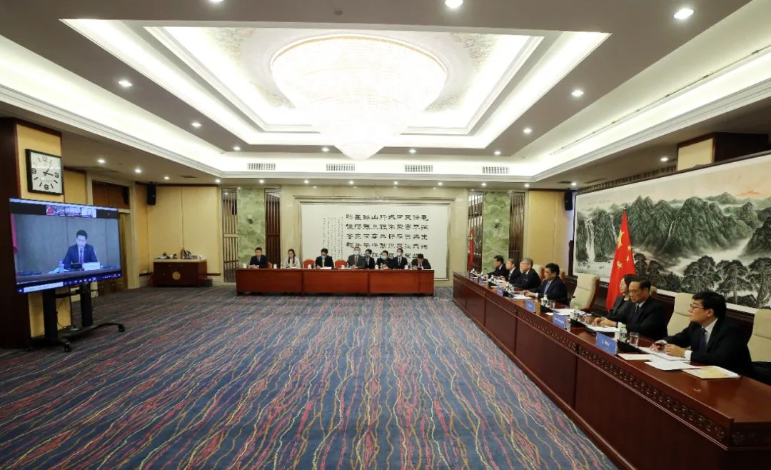 全国人大-蒙古国家大呼拉尔定期交流机制第三次会议。摄影/许麟