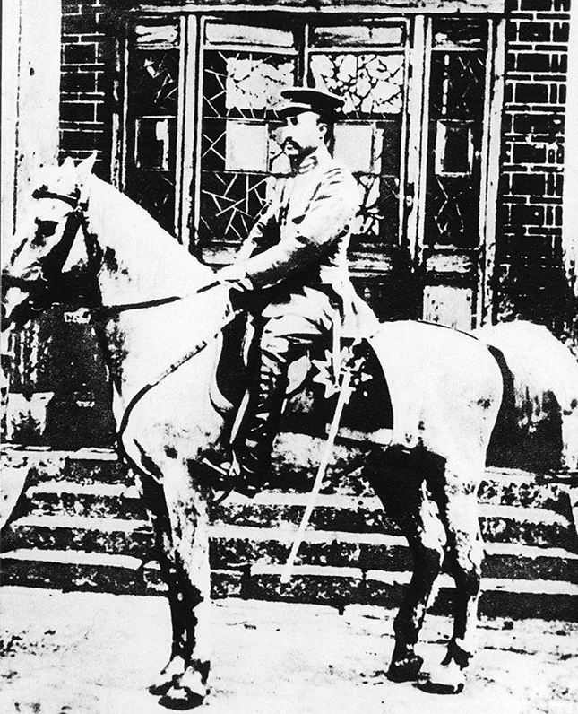 1915年,朱德参加了蔡锷领导的讨袁护国战争645.jpg