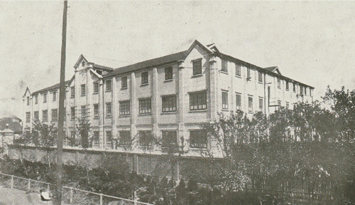 04马君武在任时建造的大夏大学胶州路新校舍（1925年）02_副本.jpg