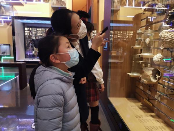 后生可畏!又有学生发现教科书错误,这次是上海10后!