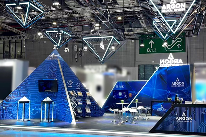 爱琅医疗第四届进博会展台.jpg