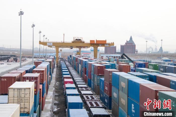 中国最大陆路口岸站：我在“一带一路”堆积木