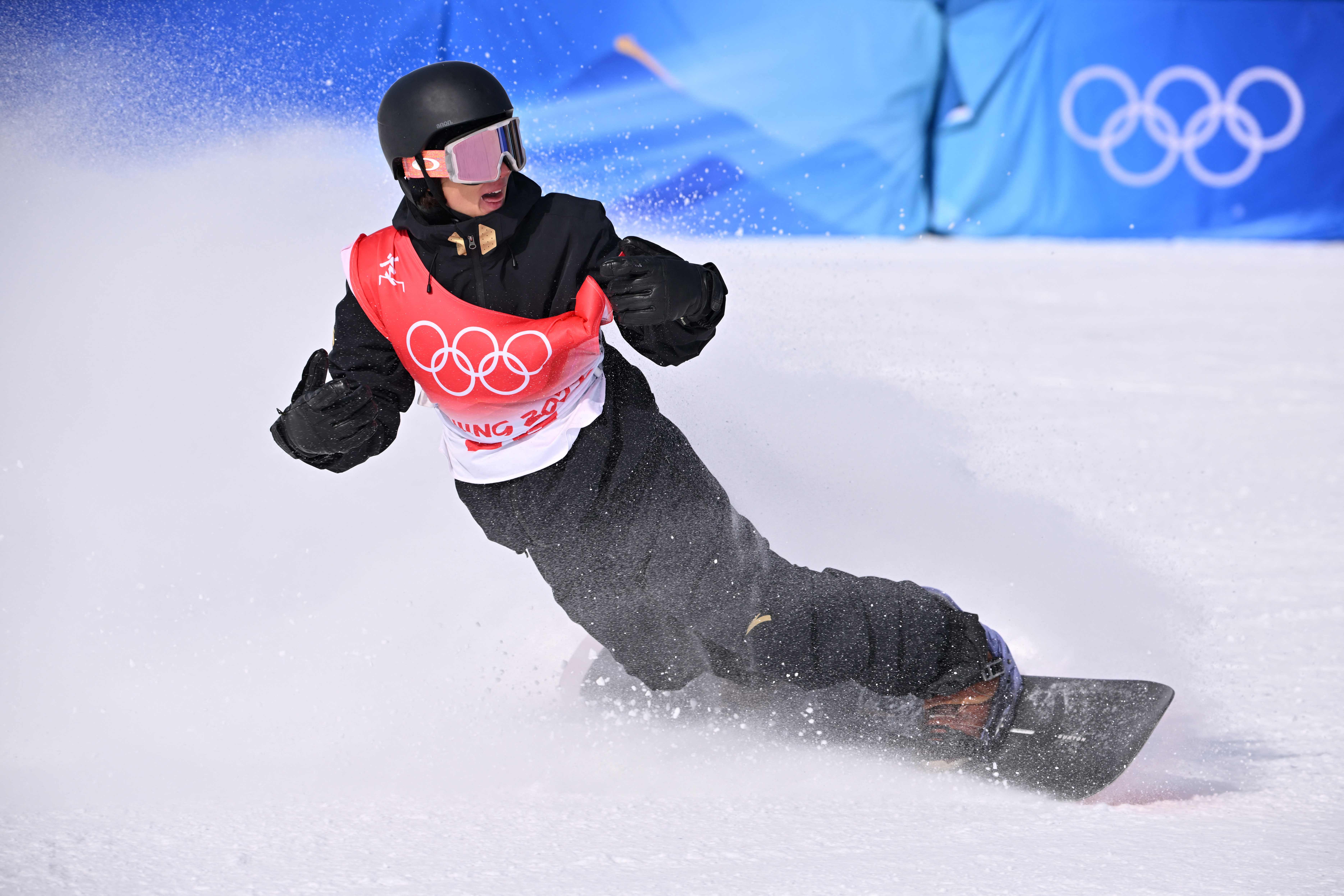 完美的1800单板滑雪男子坡面障碍技巧决赛苏翊鸣正冲击冠军