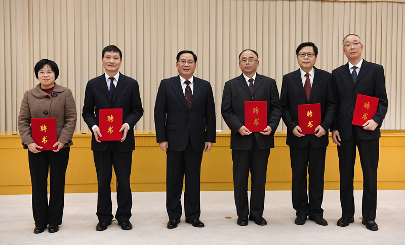 1104738716.jpg 1104738716.jpg