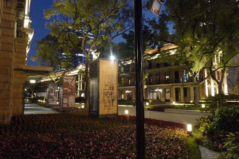 1055753114.jpg 1055753114.jpg