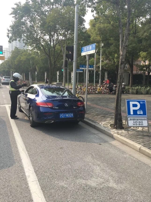 张晓鸣配图1.jpg