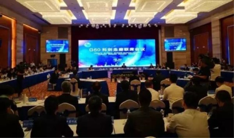 OViP-hcikcew8830351.jpg OViP-hcikcew8830351.jpg