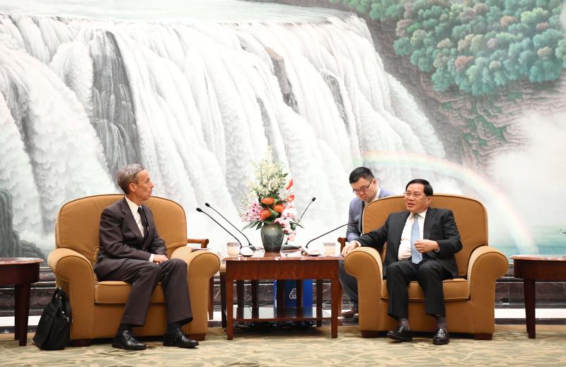 webwxgetmsgimg.jpg webwxgetmsgimg.jpg