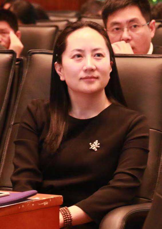 一封来自日本的信让孟晚舟倍感温暖,她在日记中写道:人间自有真情在