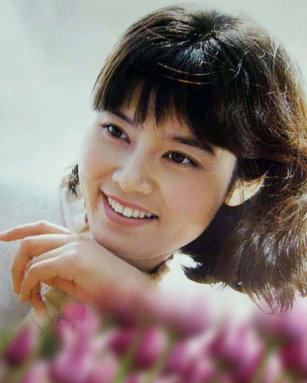 重温1981年《大众电影》银苑新花 郭凯敏朴实 潘虹洋气 而她俏丽