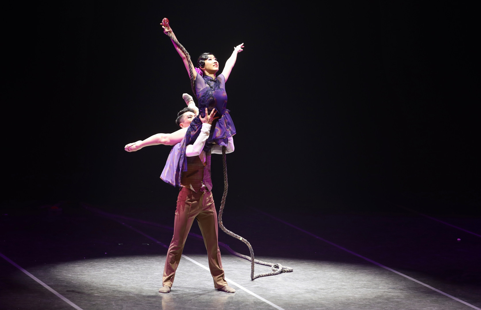 马林斯基第16届国际芭蕾舞节闭幕Gala中“Talisman”双人舞 - 舞蹈图片 - Powered by Discuz!