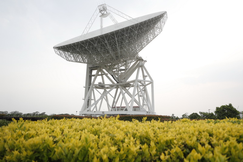 桃花林里的宇宙守望者功勋硕硕天马望远镜获2018年上海市科技进步特等