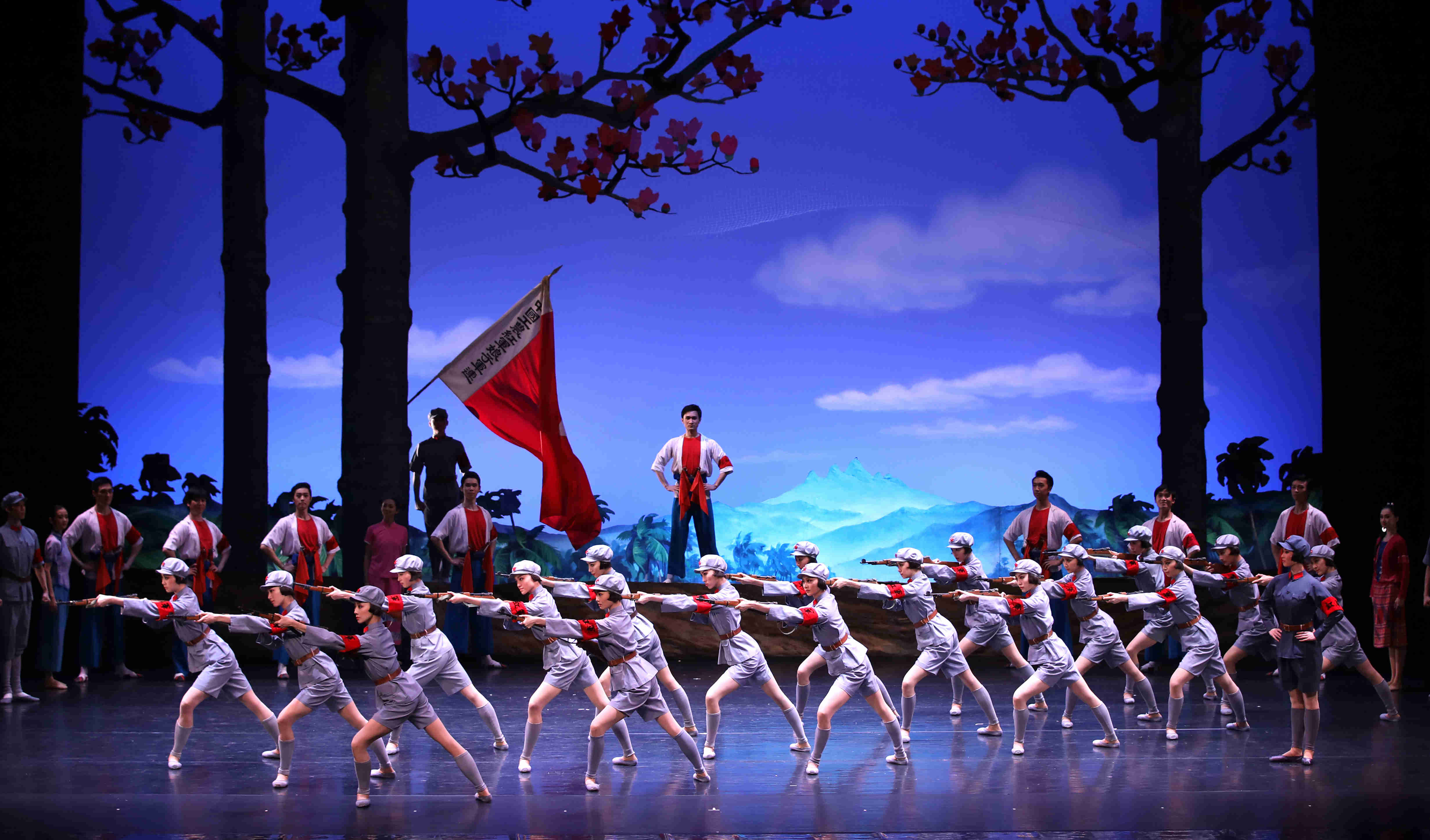 大型实景剧《红色娘子军》即将公演，明和助力三亚文旅名片诞生！