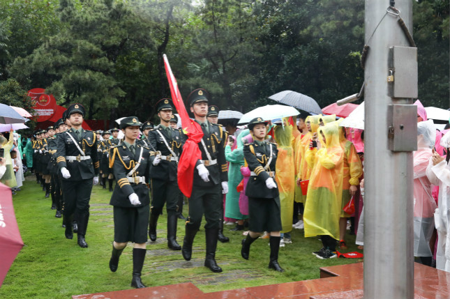 出国旗_meitu_13.jpg 出国旗_meitu_13.jpg