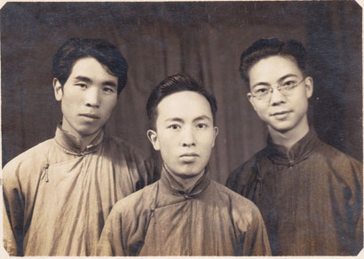 02F40E26.jpg 02F40E26.jpg