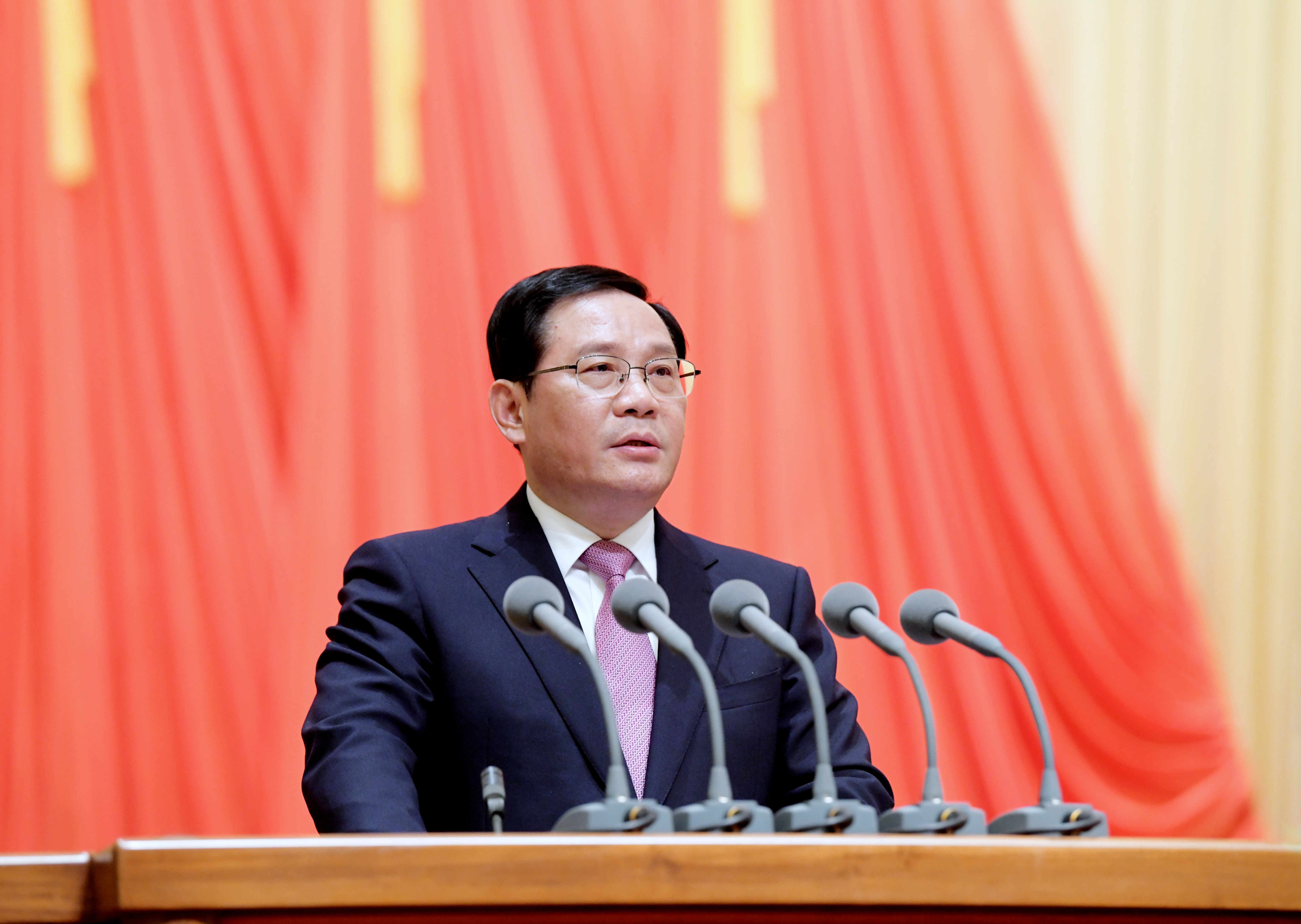 万众一心加油干，不畏艰险勇向前！市政协十三届三次会议胜利闭幕，李强讲话