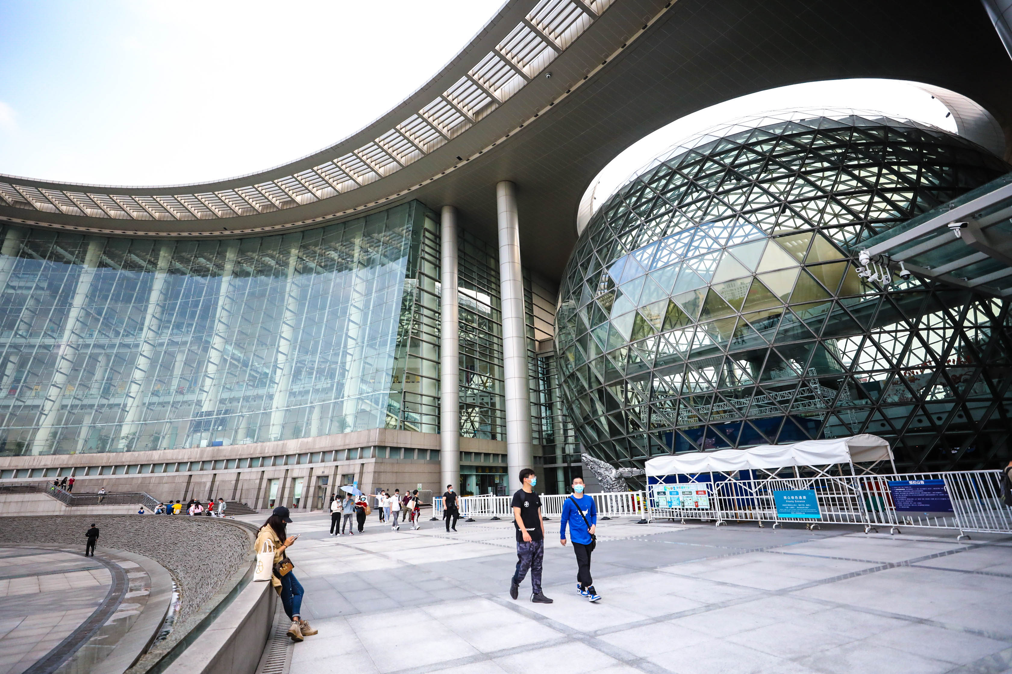 上海科技发展展示馆图片