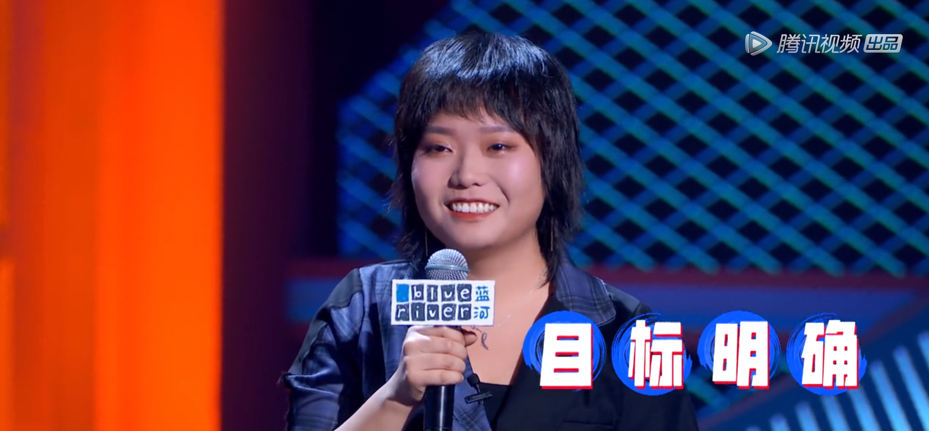 砸手机、割手腕，李雪琴的不快乐，超乎你想象