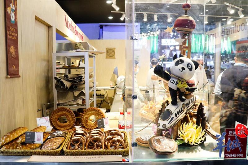 最辣火鸡面、最贵咖啡……进博会上这些美食把我看馋了