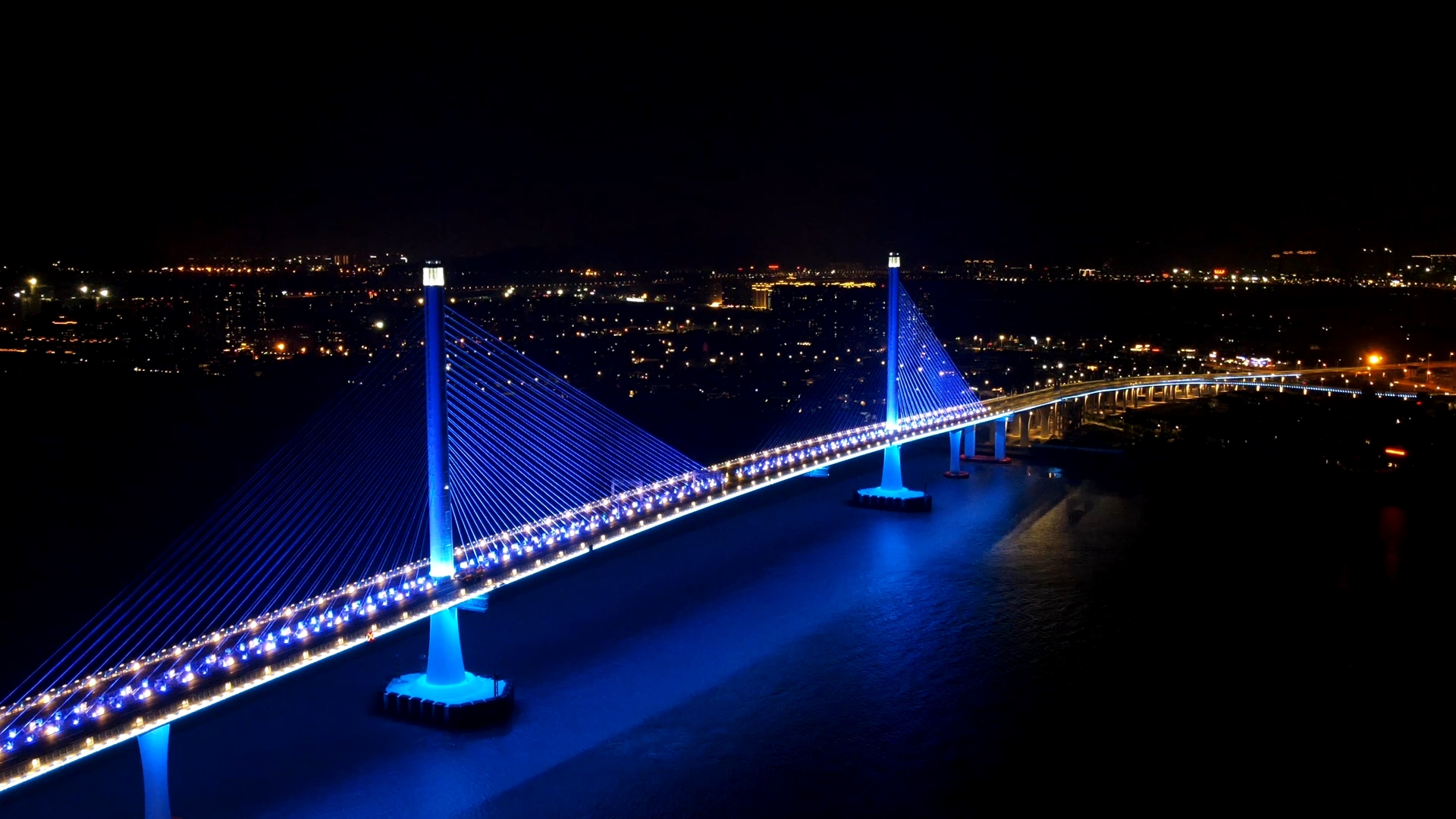 最美独柱式斜拉桥七都大桥北汊桥今日通车,上海建设者打造温州新