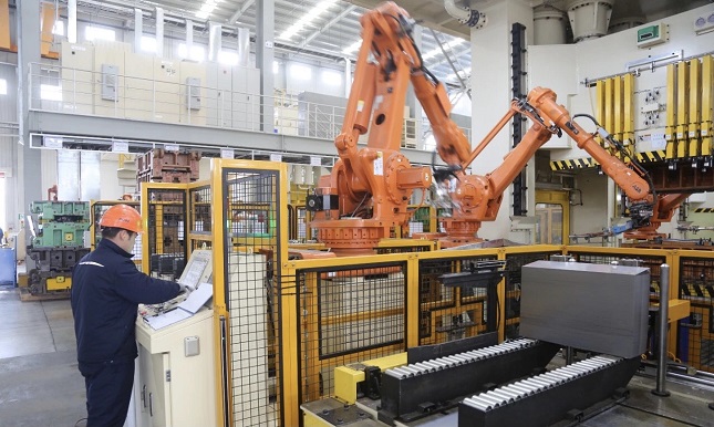 《关于进一步优化全市营商环境的实施意见》,围绕努力降低企业成本