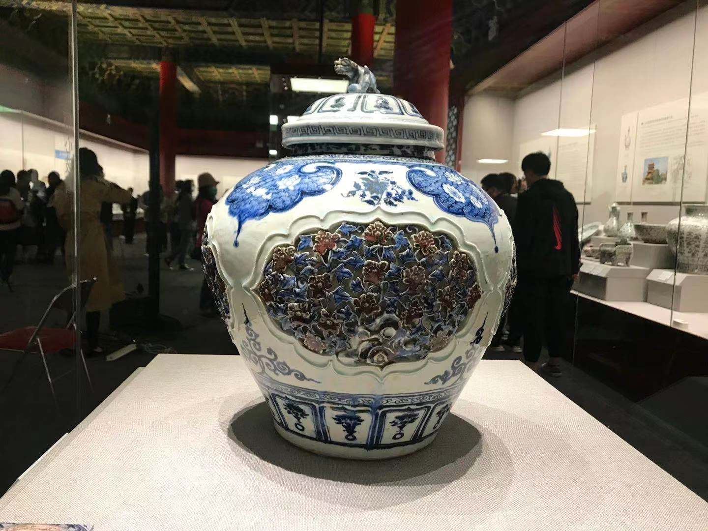 故宫武英殿陶瓷展图片